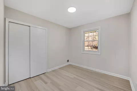 Bedroom - 1513 Flora Ln, Silver Spring, MD 20910 photo 7 of 11