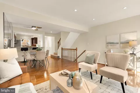 Living - 2038 Derby Ridge Ln #3-5, Silver Spring, MD 20910 photo 2 of 3
