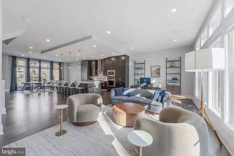 5348 Merriam St, Bethesda, MD 20814