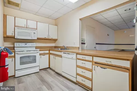 15107 Interlachen Dr #2-716, Silver Spring, MD 20906 photo 33