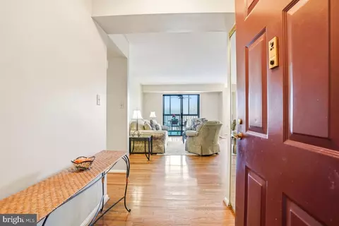 15107 Interlachen Dr #2-716, Silver Spring, MD 20906 photo 9