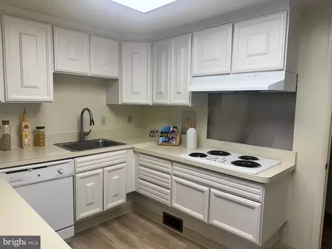 Kitchen - 3400 Chiswick Ct #48-2A, Silver Spring, MD 20906 photo 1 of 2