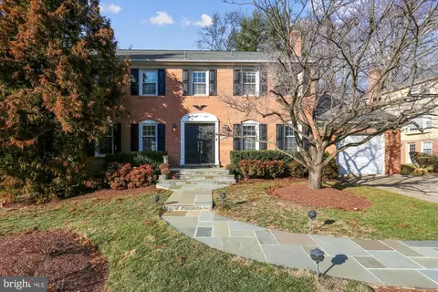 11803 Old Gate Pl, North Bethesda, MD 20852