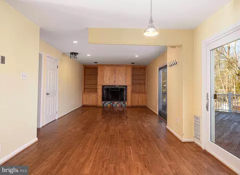 Living - 644 Symphony Woods Dr, Silver Spring, MD 20901 photo 2 of 6