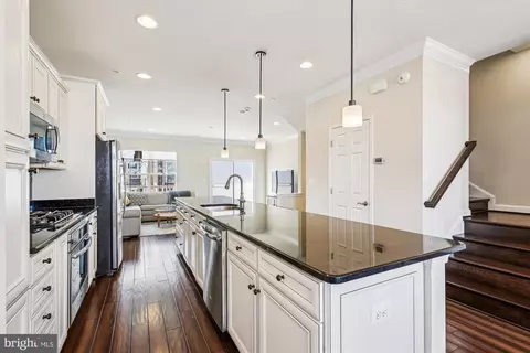 Kitchen - 15812 Coolidge Ave, Silver Spring, MD 20906 photo 2 of 3