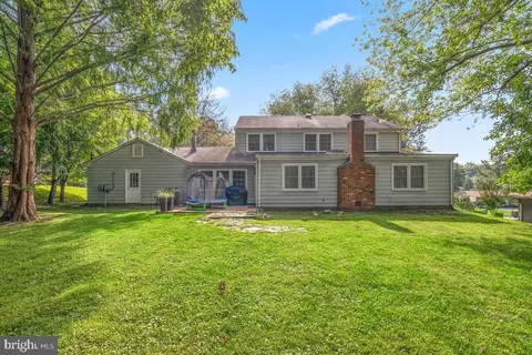 Exterior - 14028 Breeze Hill Ln, Silver Spring, MD 20906 photo 2 of 3