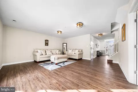 2202 Mears Ln, Silver Spring, MD 20906 photo 2