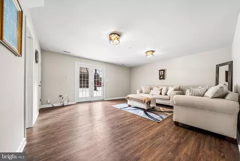 2202 Mears Ln, Silver Spring, MD 20906 photo 3