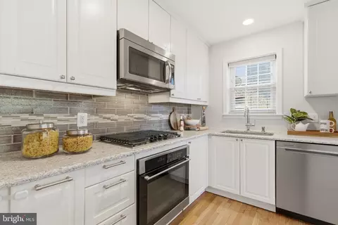 904 Dennis Ave, Silver Spring, MD 20901 photo 11