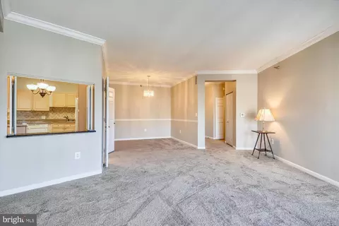 2900 N Leisure World Blvd #406, Silver Spring, MD 20906