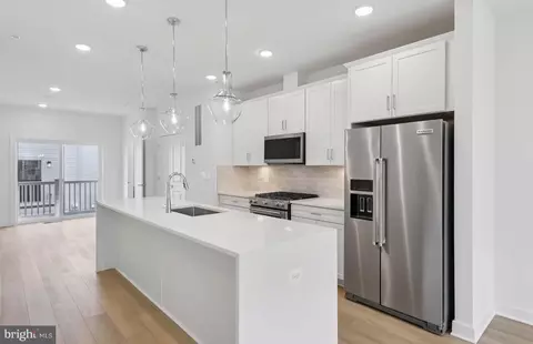 3057 Nina Clarke Dr, Rockville, MD 20850