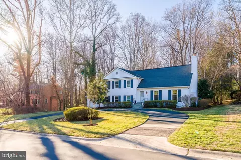9908 Carter Rd, Bethesda, MD 20817