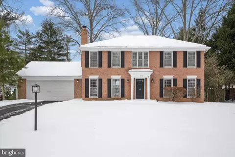 4913 Bluebonnet Ct, Rockville, MD 20853