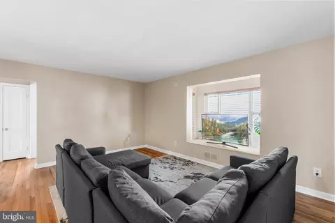 Living - 2612 Elmont St, Silver Spring, MD 20902 photo 1 of 1