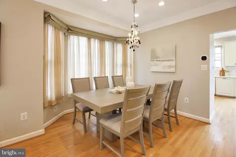 1227 Fidler Ln, Silver Spring, MD 20910 photo 9