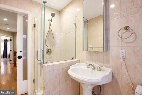 1227 Fidler Ln, Silver Spring, MD 20910 photo 27