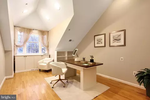 1227 Fidler Ln, Silver Spring, MD 20910 photo 29