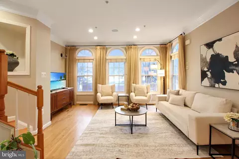 1227 Fidler Ln, Silver Spring, MD 20910 photo 5