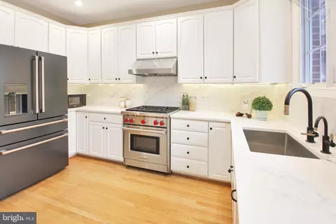 1227 Fidler Ln, Silver Spring, MD 20910 photo 12