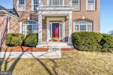 22801 Timber Creek Ln, Clarksburg, MD 20871