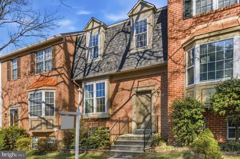2002 Medical Park Dr, Silver Spring, MD 20902