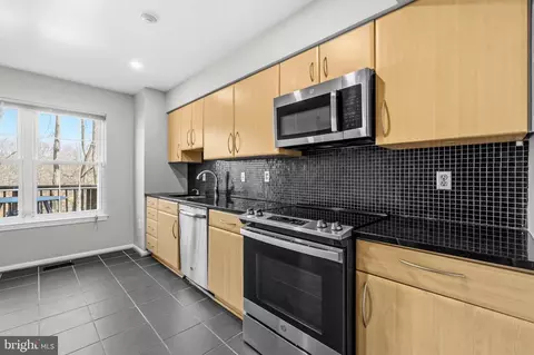 Kitchen - 2002 Medical Park Dr, Silver Spring, MD 20902 photo 3 of 3