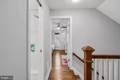 Entry Way - 820 Philadelphia Ave, Silver Spring, MD 20910 photo 5 of 8