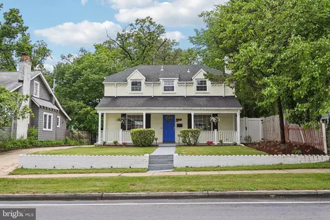 820 Philadelphia Ave, Silver Spring, MD 20910