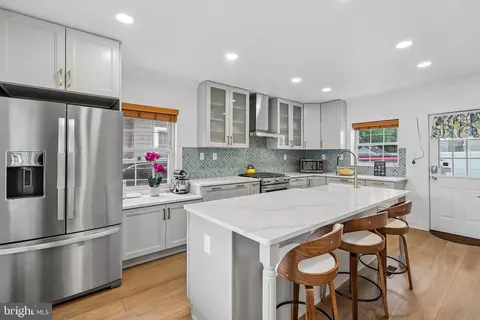 Kitchen - 820 Philadelphia Ave, Silver Spring, MD 20910 photo 1 of 5