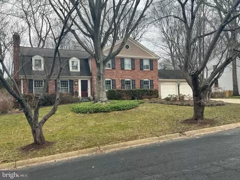 7805 Masters Dr, Potomac, MD 20854