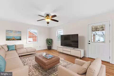 3007 Medway St, Silver Spring, MD 20902 photo 2