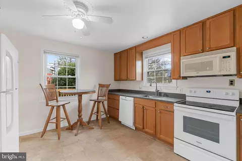 3007 Medway St, Silver Spring, MD 20902 photo 6