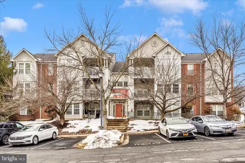 25900 B Ridge Manor Dr #6000-B, Damascus, MD 20872