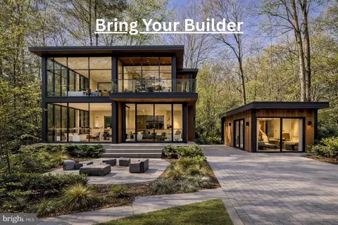 911 Sligo Creek Pkwy, Takoma Park, MD 20912