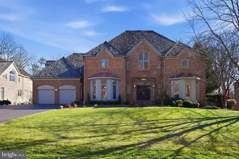 9860 Avenel Farm, Potomac, MD 20854