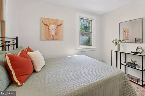 Bedroom - 9717 Capitol View Ave, Silver Spring, MD 20910 photo 4 of 4