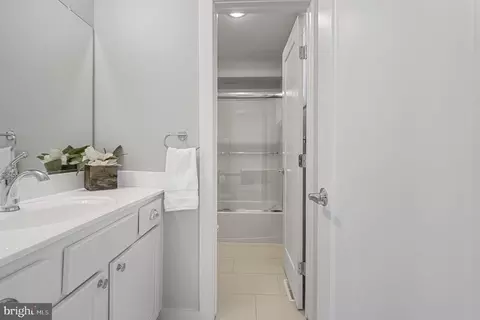 Entry Way - 1910 Plyers Mill Rd, Silver Spring, MD 20902 photo 18 of 22