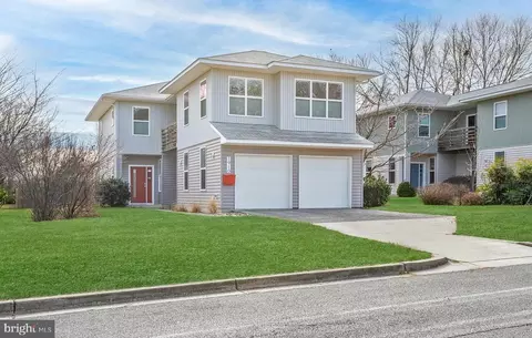 Exterior - 1910 Plyers Mill Rd, Silver Spring, MD 20902 photo 2 of 11