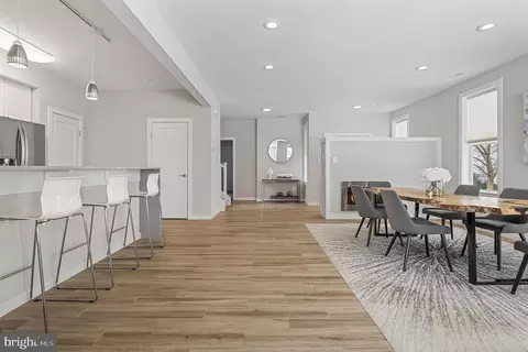 Entry Way - 1910 Plyers Mill Rd, Silver Spring, MD 20902 photo 4 of 22