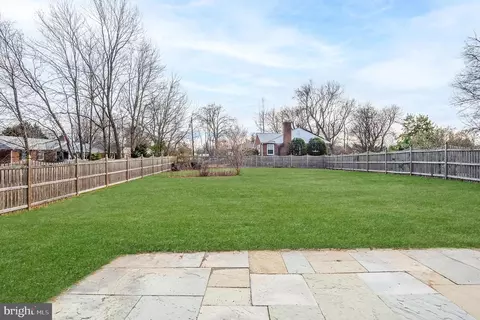 Exterior - 1910 Plyers Mill Rd, Silver Spring, MD 20902 photo 9 of 11