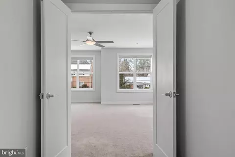 Entry Way - 1910 Plyers Mill Rd, Silver Spring, MD 20902 photo 16 of 22