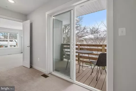 Entry Way - 1910 Plyers Mill Rd, Silver Spring, MD 20902 photo 15 of 22
