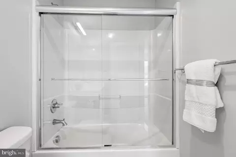 Bath - 1910 Plyers Mill Rd, Silver Spring, MD 20902 photo 3 of 12