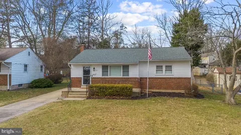 412 Silver Rock Rd, Rockville, MD 20851
