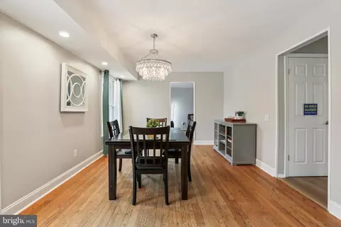 Dining - 2321 Nees Ln, Silver Spring, MD 20905 photo 2 of 2