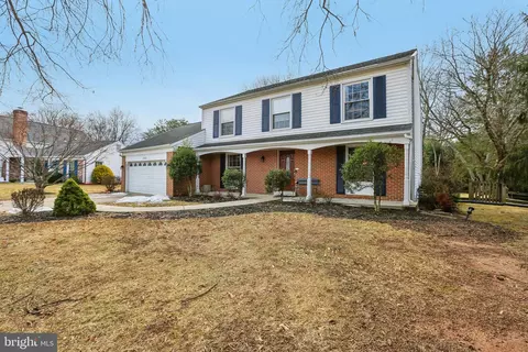 Exterior - 2321 Nees Ln, Silver Spring, MD 20905 photo 2 of 5