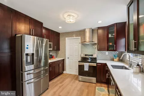 Kitchen - 2321 Nees Ln, Silver Spring, MD 20905 photo 3 of 4