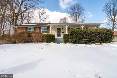 13832 Dowlais Dr, Rockville, MD 20853
