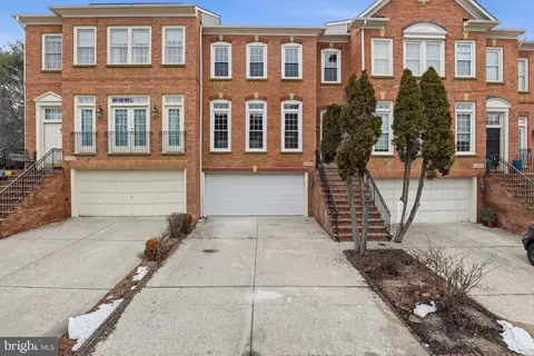 10515 Sunny Brooke Ln, Potomac, MD 20854