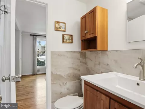 Bath - 8818 Cold Spring Rd, Potomac, MD 20854 photo 3 of 11